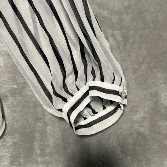 Chico’s Billow Sleeve Blouse Top Sheer Black White Stripe Women’s 12/14 2 - Picture 6 of 9